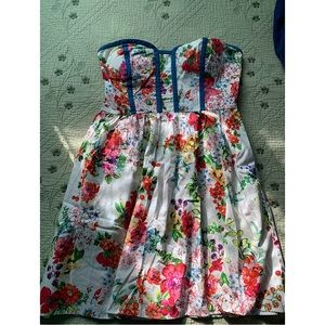 Kandy Kiss Floral Dress